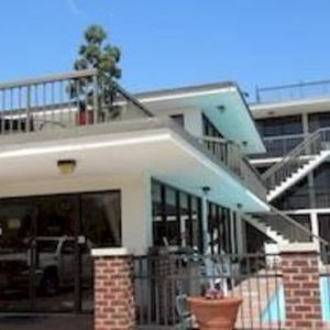 Alamar Resort Inn
