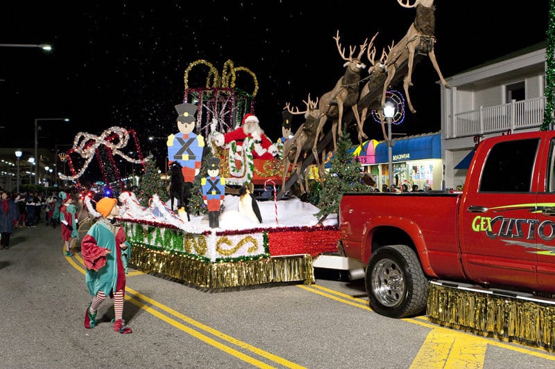 2022 Va Beach Christmas Parade Holiday Parade At The Beach Event - Virginia Beach, Va