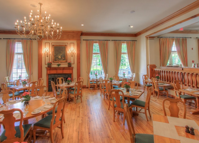 Swan Terrace Grill Restaurant Virginia Beach, VA