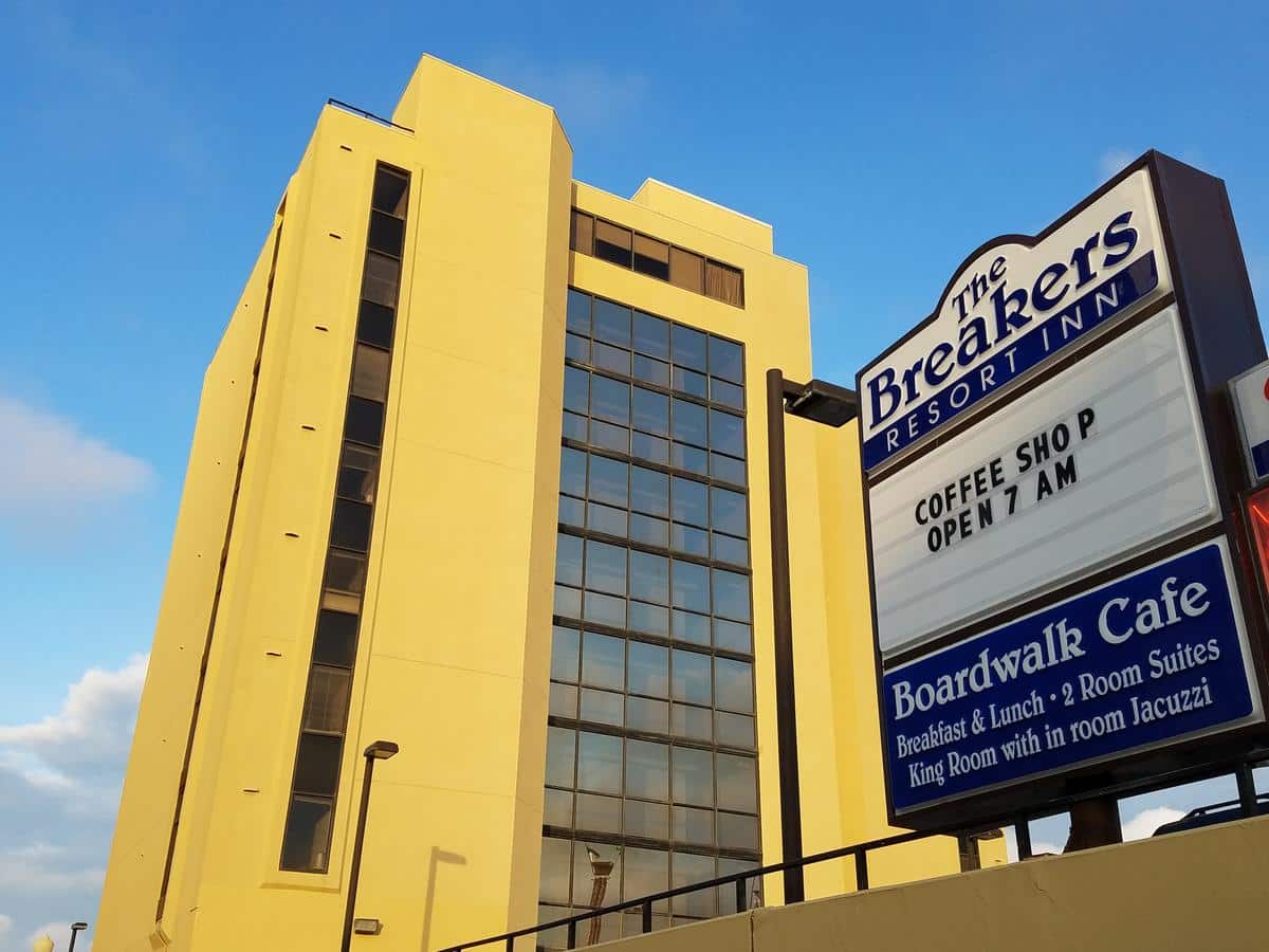 Virginia Beach Hotels Breakers Resort Inn Virginia Beach, VA