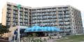 Virginia Beach Hotels - Surfbreak Oceanfront Hotel